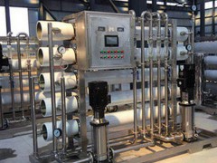 長(zhǎng)春10噸反滲透純凈水設(shè)備現(xiàn)場(chǎng)維護(hù) (133播放)