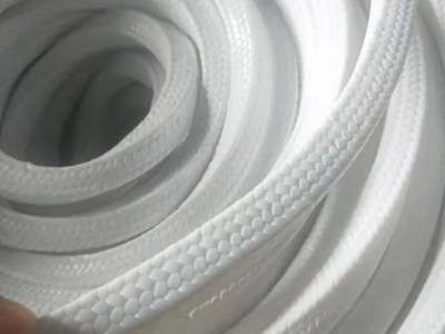 河北含油白四氟盤(pán)根價(jià)格廠(chǎng)家批發(fā)