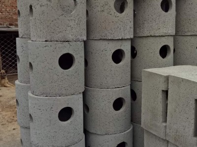 察右后旗，察右中旗，水泥檢查井，化糞池，水泥井蓋，鑄鐵井蓋