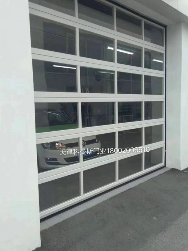 全透明提升門(mén) 滑升門(mén)廠家 天津科曼斯門(mén)業(yè)
