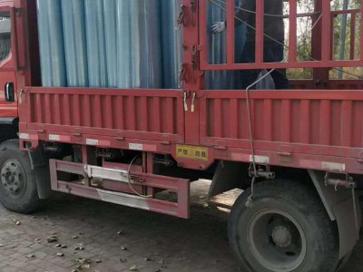 廠家定制車棚陽(yáng)光板采光瓦價(jià)格