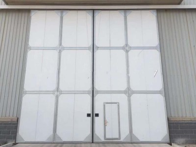 工業(yè)門，工業(yè)保溫門，平開門，工業(yè)門廠家，工業(yè)