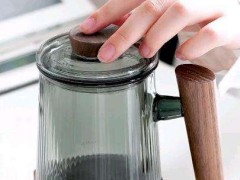 玻璃茶水分離杯  玻匠人十大品牌茶具 (373播放)