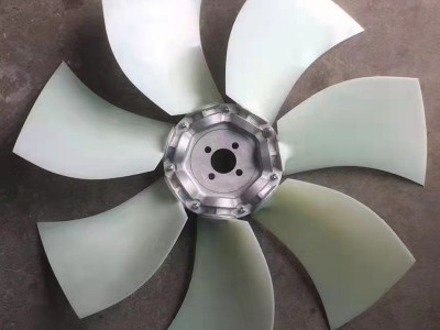 發(fā)動(dòng)機(jī)風(fēng)扇葉,農(nóng)用車風(fēng)扇葉廠家批發(fā)，汽車濾清器廠家