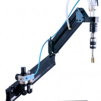 絲錐不易折斷，扭力保護(hù)，油水分離的氣動(dòng)攻絲機(jī)MD412